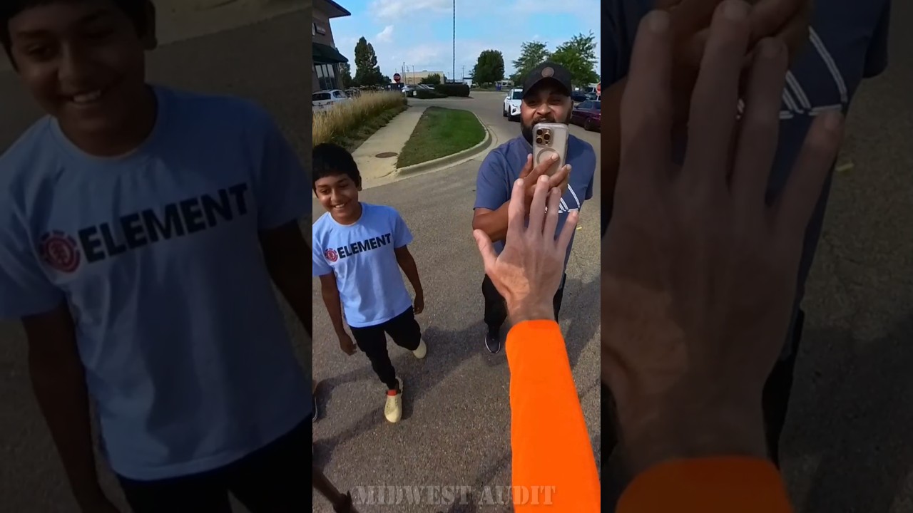 Неуравновешенная семья преследовала меня за запись в общественном месте, меня чуть не распылили п...