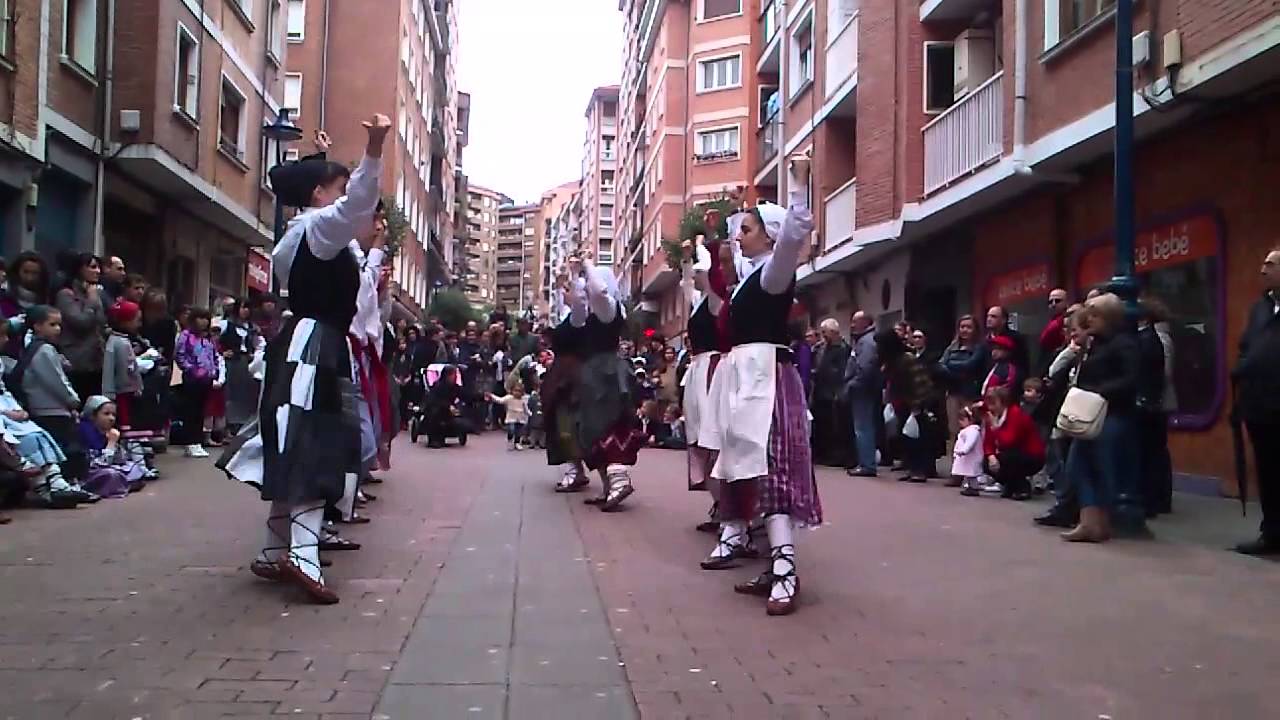 Adurtza dantza taldea: Imotz