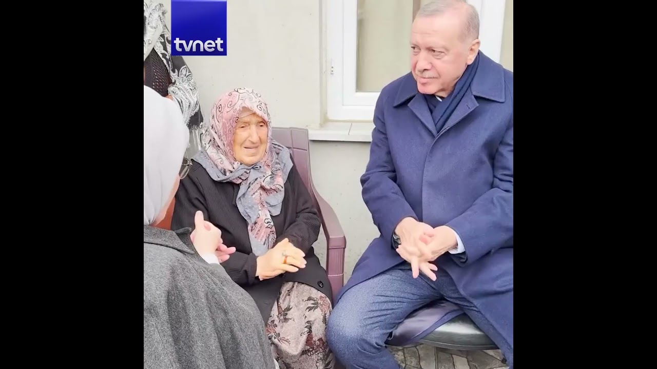 Cumhurbaşkanı Erdoğan hemşehrileriyle bayramlaştı: &ldquo;D&uuml;nya savaştayken Reis-i Cumhur'un rahatlığı&rdquo;