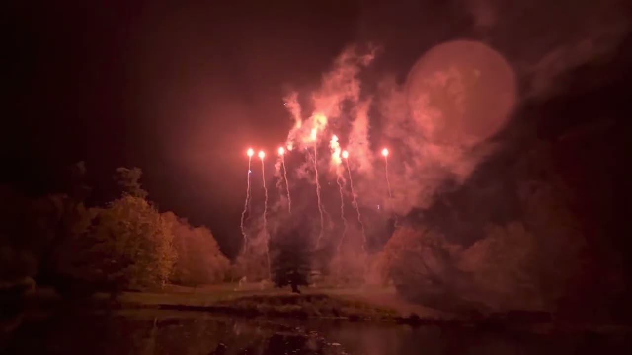 Low noise Wedding fireworks - 7 position show - Cowley Manor, Cheltenham