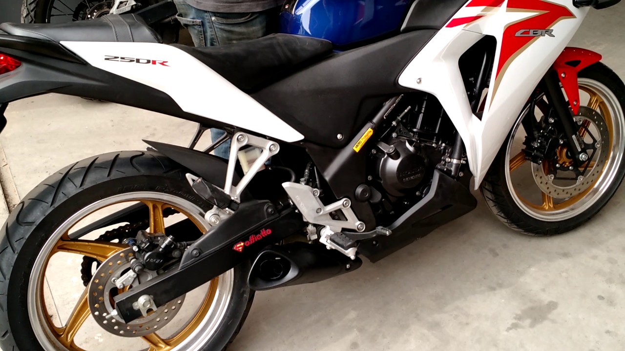 CBR 250 escapamento esportivo Soffiatto