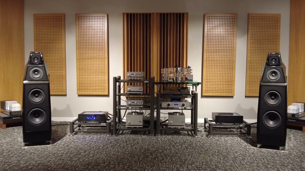 Powercell SX  Synergistic Research & Classic & Wilson Audio Alexia 2 &  Artesania Rack Setup
