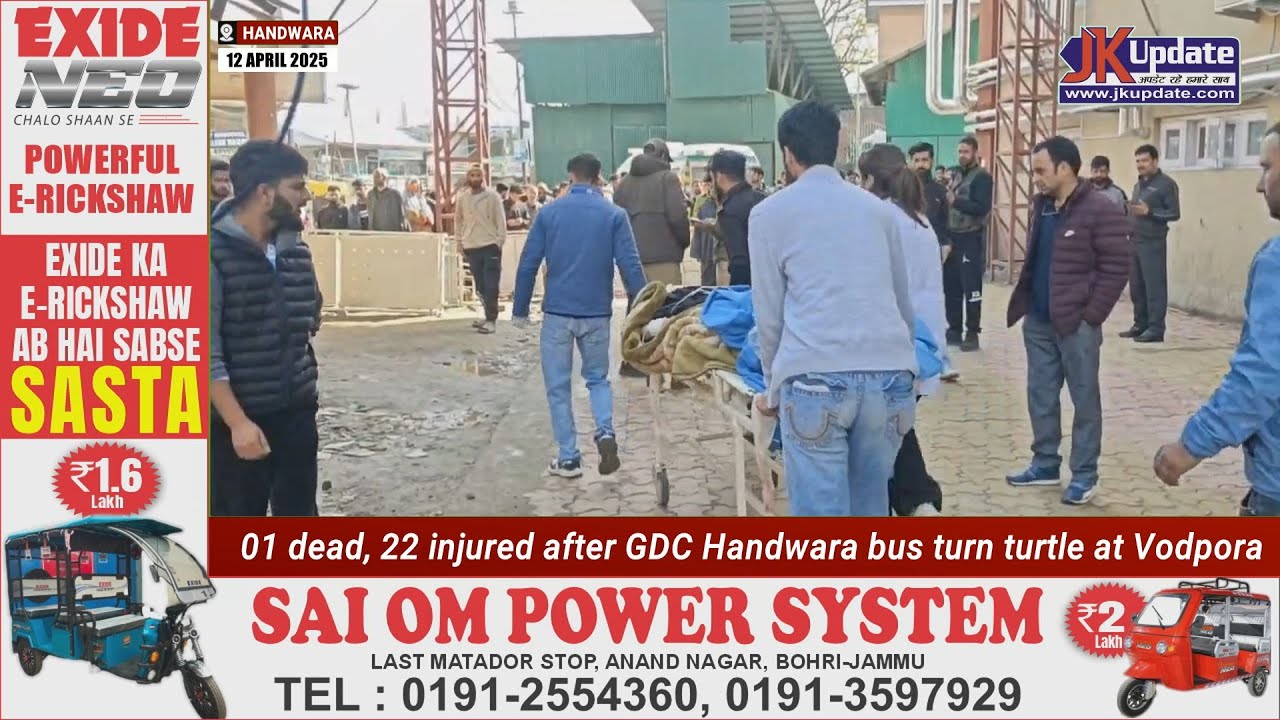 01 dead, 22 injured after GDC Handwara bus turn turtle at Vodpora