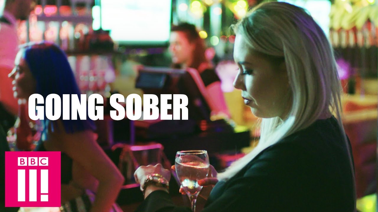 Weekend Binge Drinker Attempts To Go Sober For 4 Weeks | Hayley Goes...