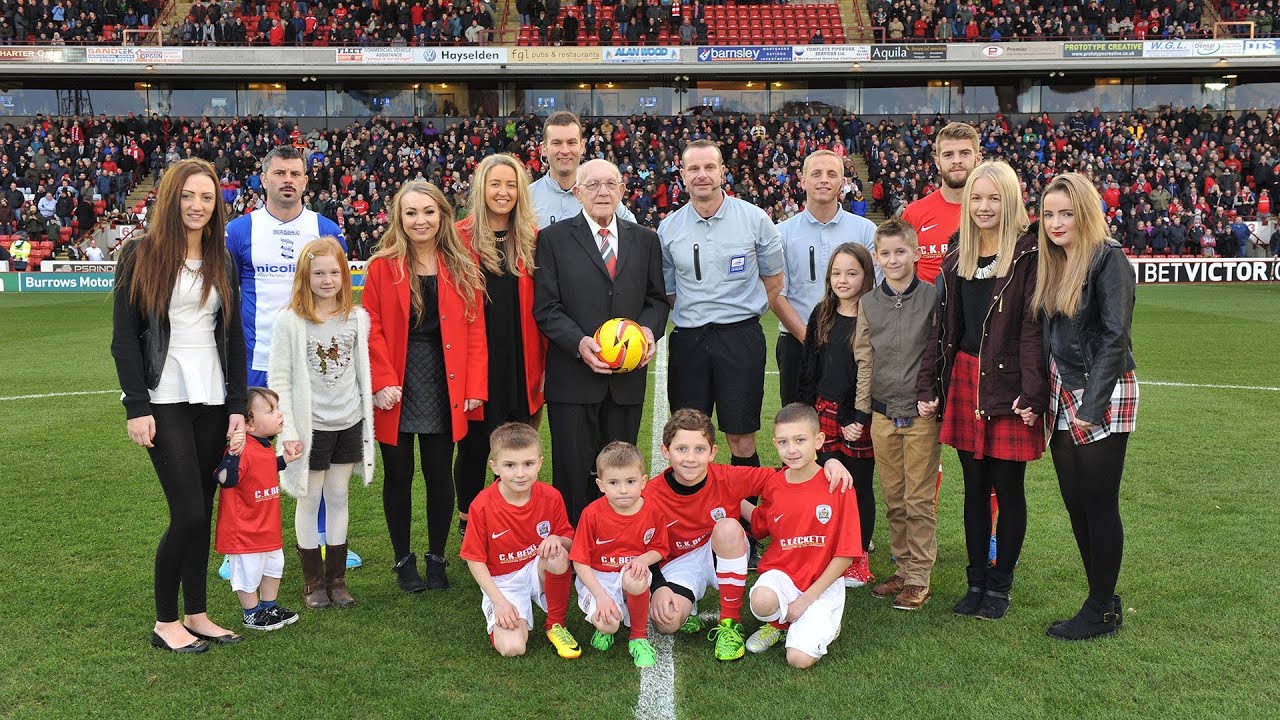 Norman 'Rimmo' Rimmington Saluted by Oakwell