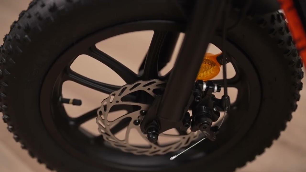 Product Review: Flight Risk FR101 E-Bike Black EMOTOKIDS