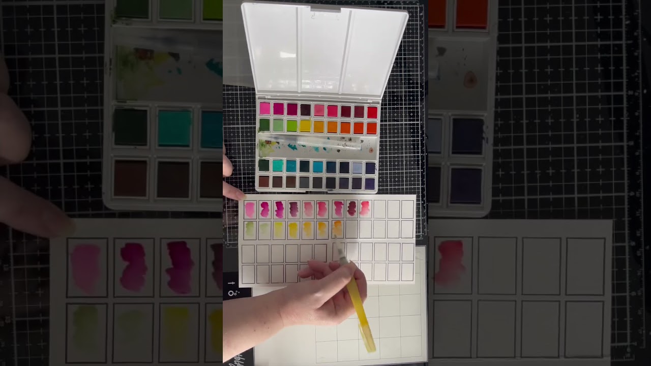 Altenew Watercolor - Mennys Bastelshop #watercolorswatches #watercolorpalette #watercolorswatching