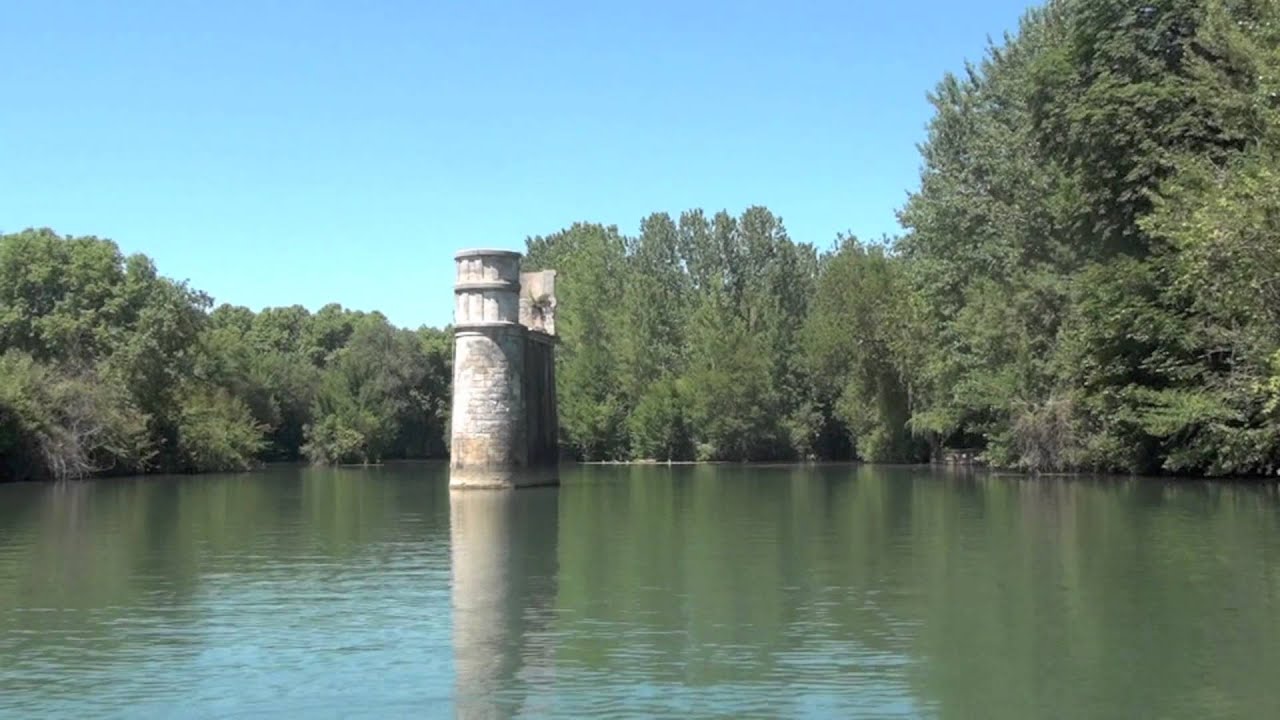 Angoulême - Le fleuve au cœur de la ville
