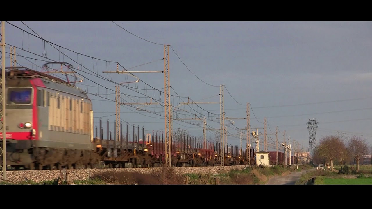 Treni merci e passeggeri sulla Milano Venezia a Chiari - 12/2019