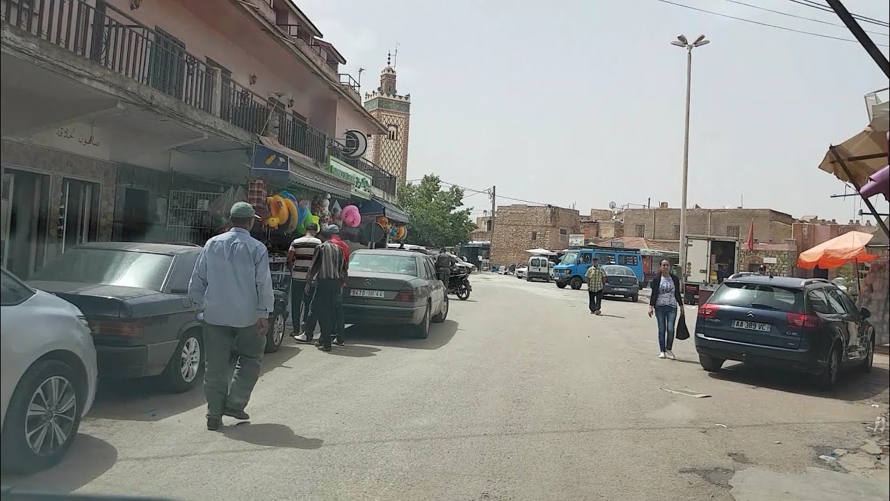 جولة في مدينة ايموزار كندر