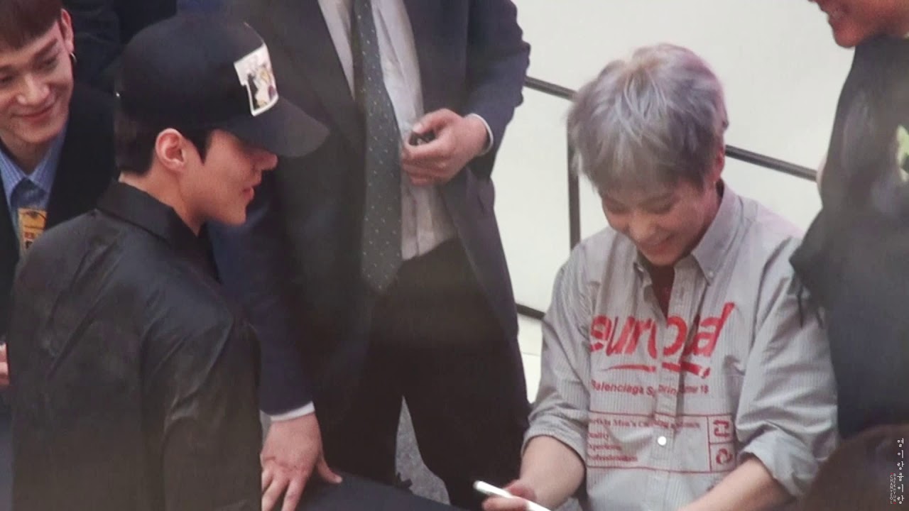 180422 고양스타필드 花요일 EXO-CBX 팬사인회 :: 첸백시훈 (feat.엑소넘기엽다진짜ㅠㅠㅠㅠㅠㅠㅠㅠㅠㅠ)