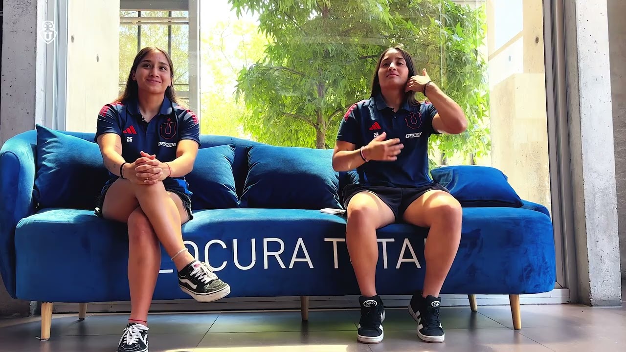 Las gemelas Suazo firman su primer contrato profesional ✍️