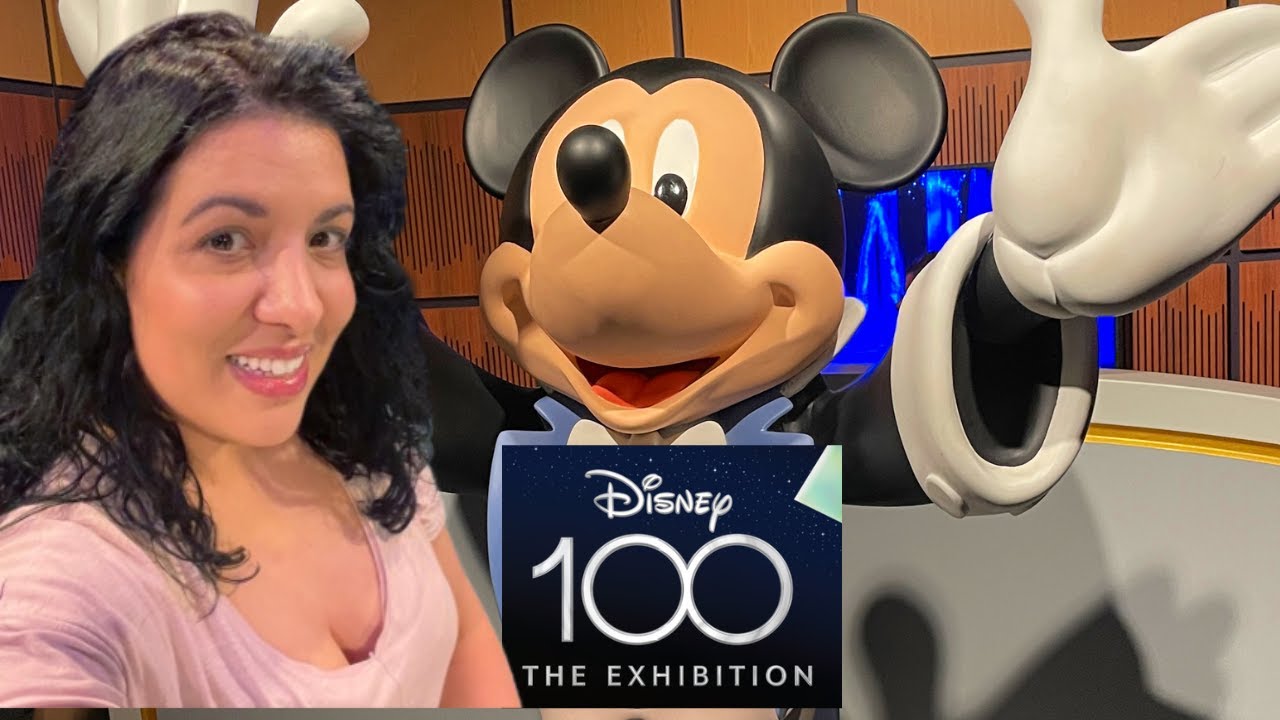DISNEY 100 exhibition at London Excel & Disney merch - Disney gift shop & dinner at Canary Wharf 🏰 🧚