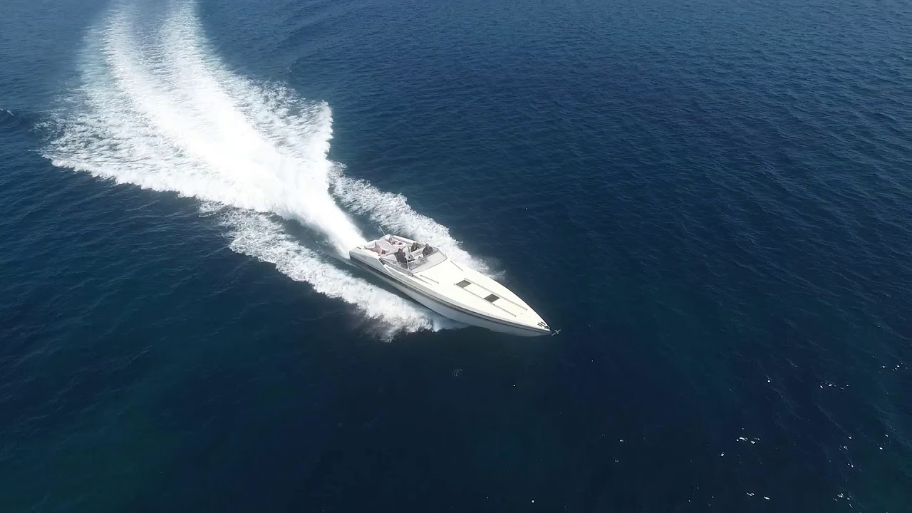 Luxury yachting speed by Bruno Benetti 50