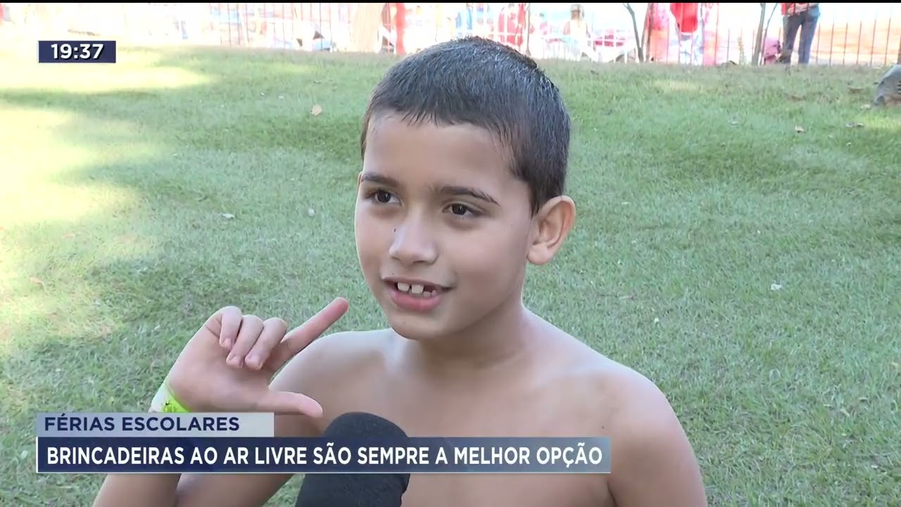 FÉRIAS ESCOLARES - BRINCADEIRAS AO AR LIVRE SÃO SEMPRE A MELHOR OPÇÃO.