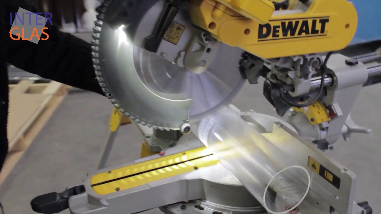 Sådan skærer du et lige snit i og flammepolerer et akrylrør