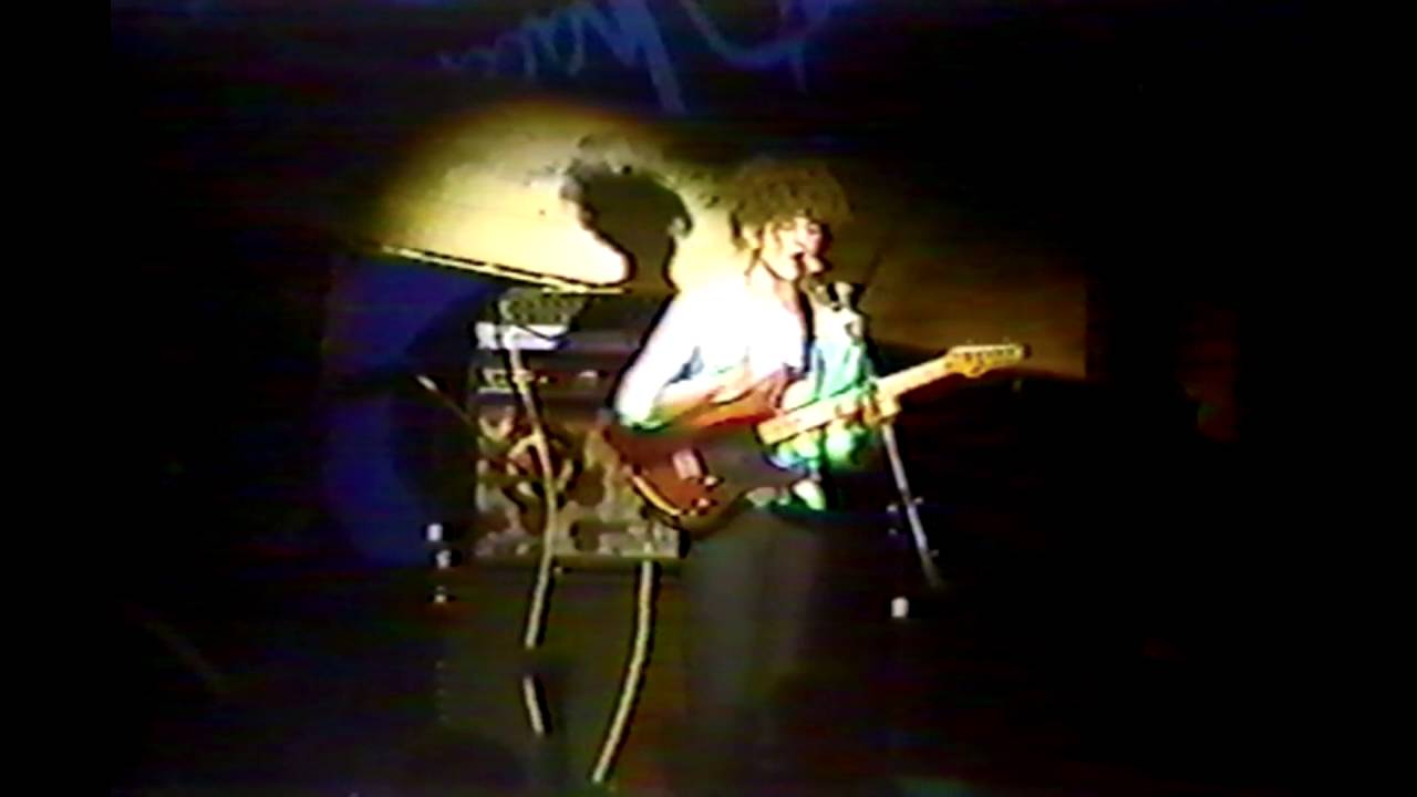 Sentimiento Muerto - Un Agradable Calor 1988