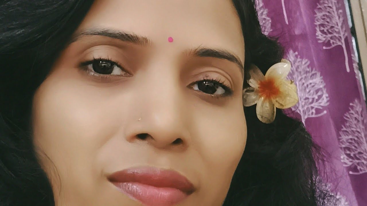বয়স যত বাড়তে থাকে ততই মনে হয়/আগে কতটা বোকা ছিলাম/এখন চালাক হয়েছি/কলমেওকন্ঠে-সোমা 