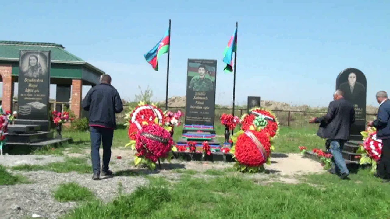 Sarıxanlı kəndi