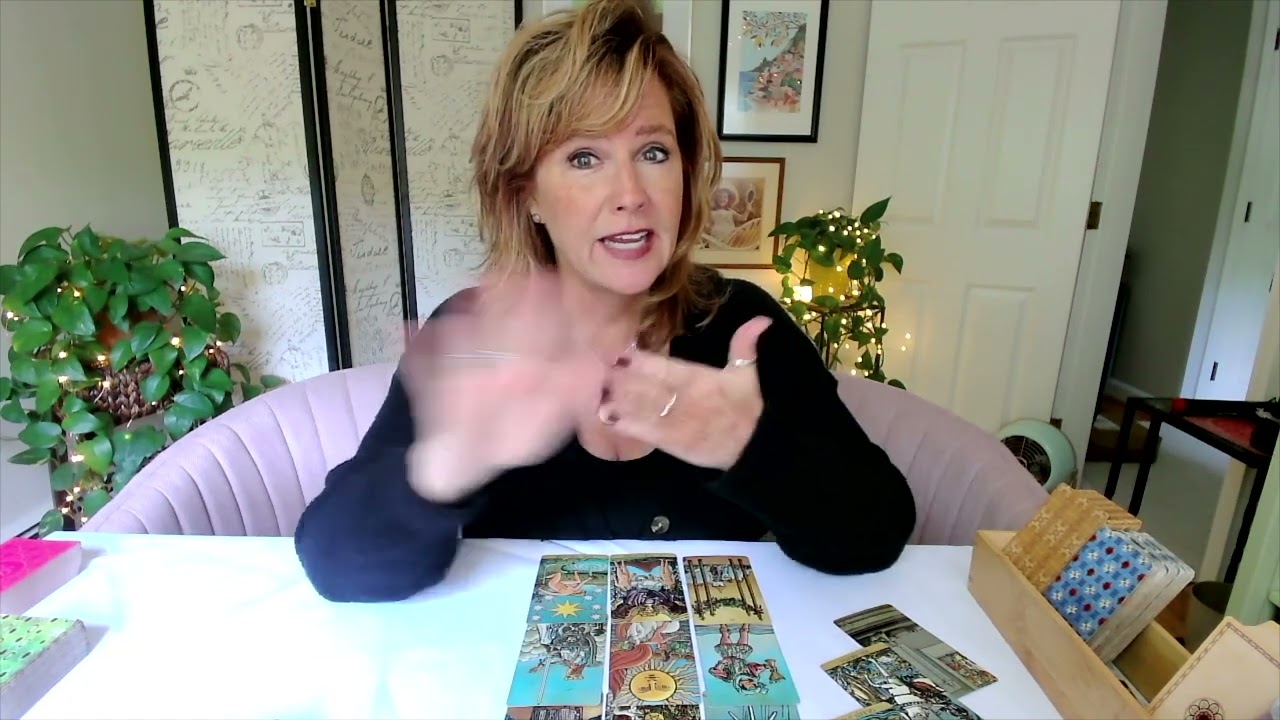 Aquarius♒: *Cutting Off Your Heart💔* June 2022 Tarot Forecast