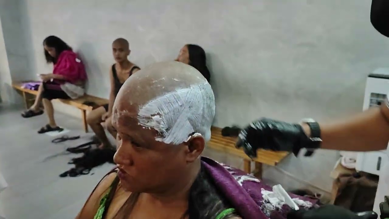 Doreen Headshave