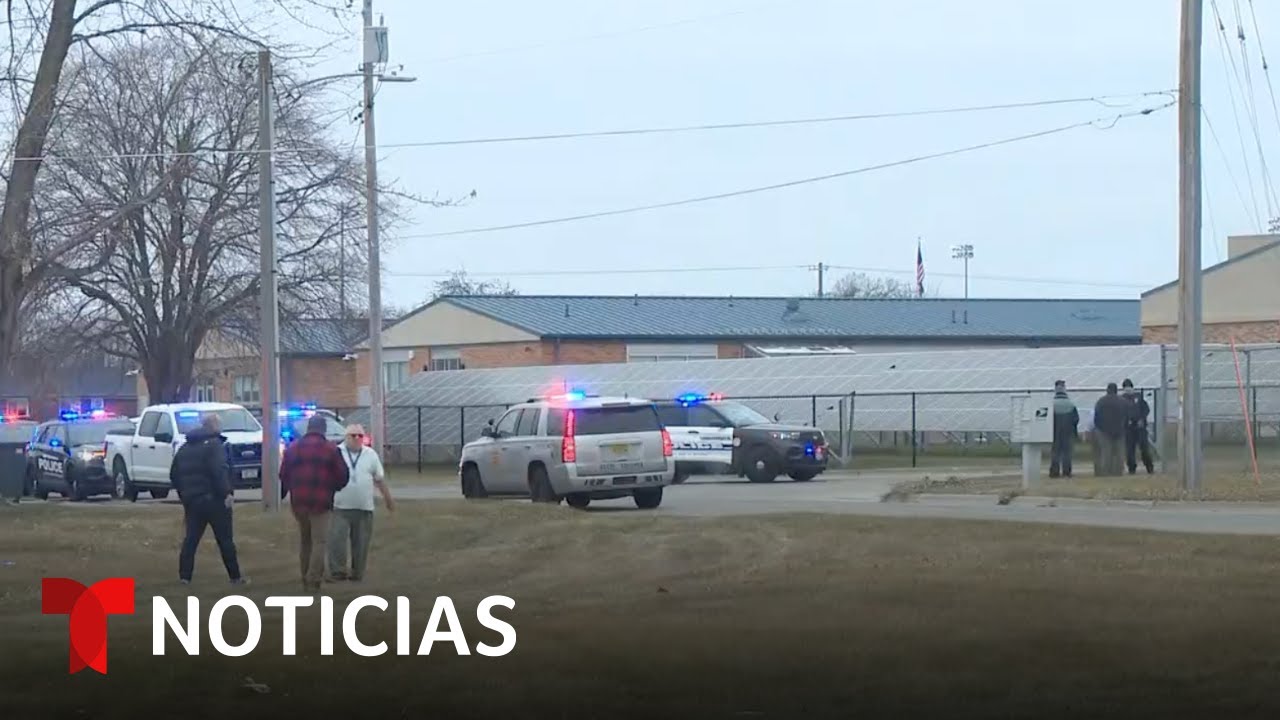 La policía responde a un tiroteo en una escuela de Iowa