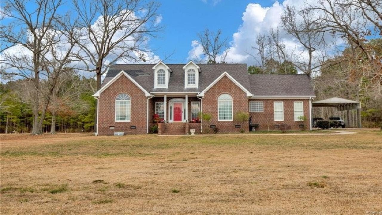 7655 Lucinda Lane, Linden, NC Presented by Claudia Tynes.