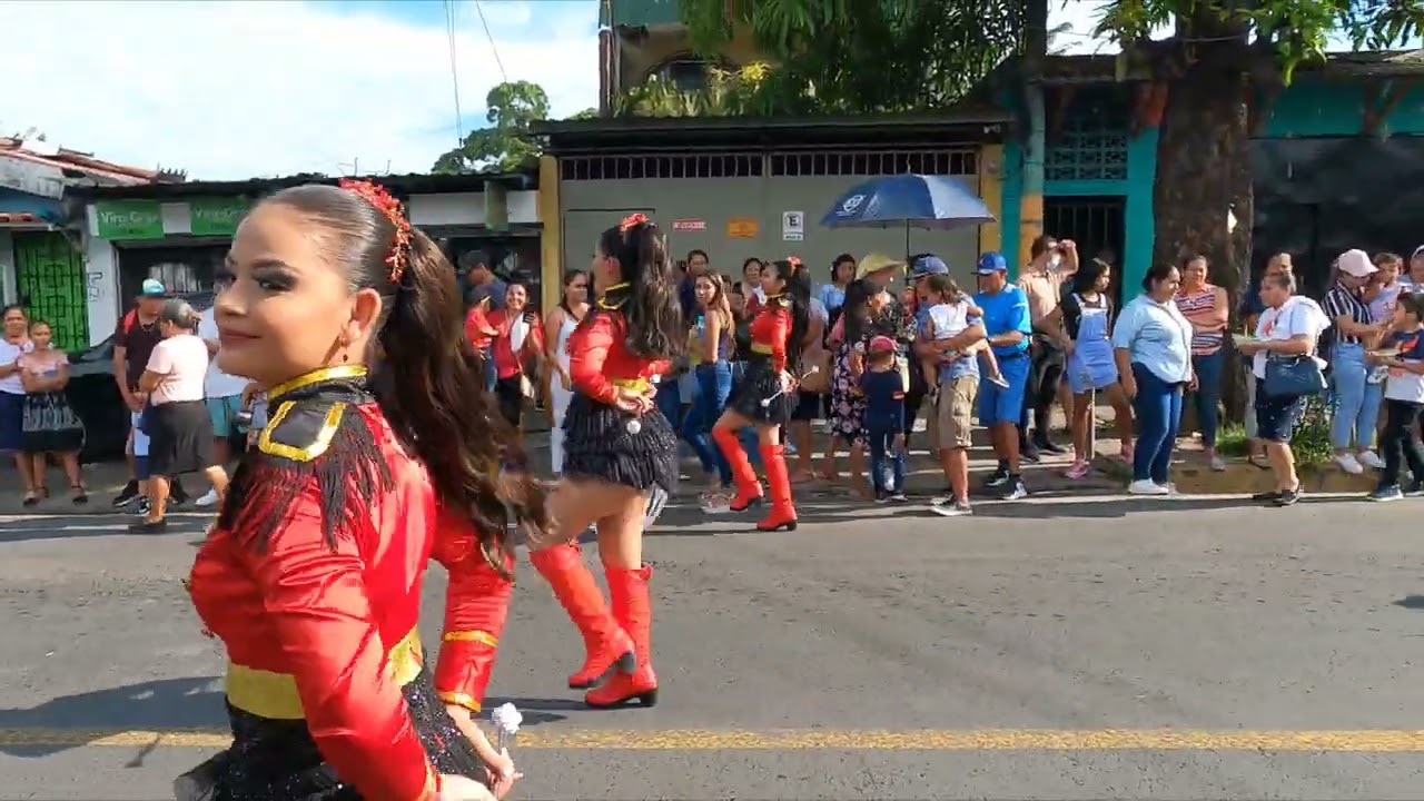 independent day parade Puerto la Libertad