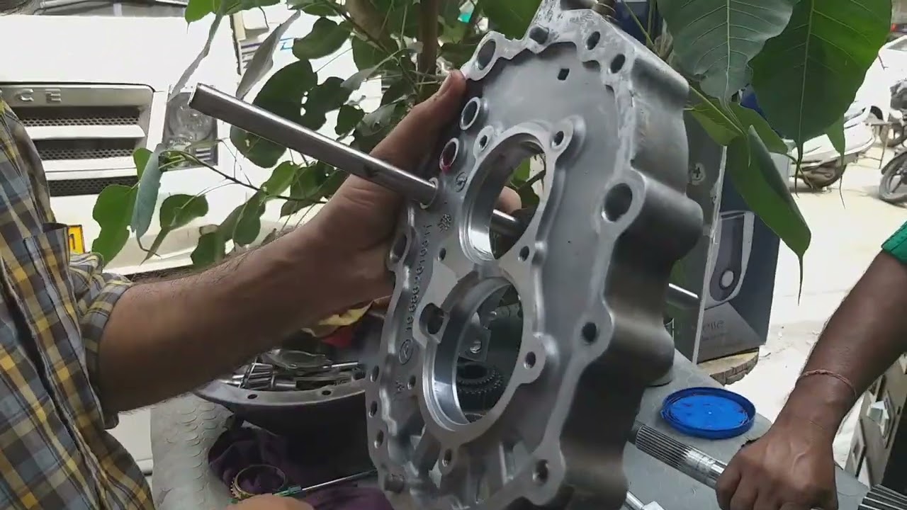 How To Repair Gearbox of Tempo Traveller Force Motors #mechanical