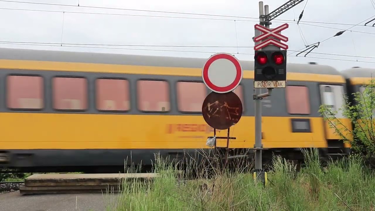 Železniční přejezd Všetaty #4