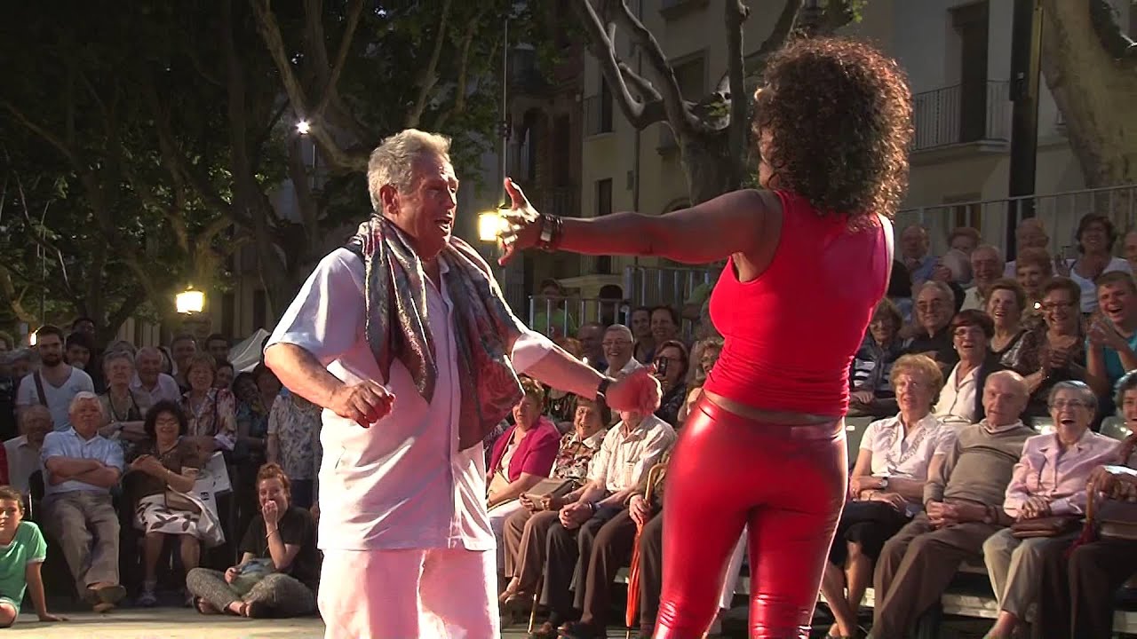 Regina do Santos revoluciona la Fira de la Gent Gran de Figueres