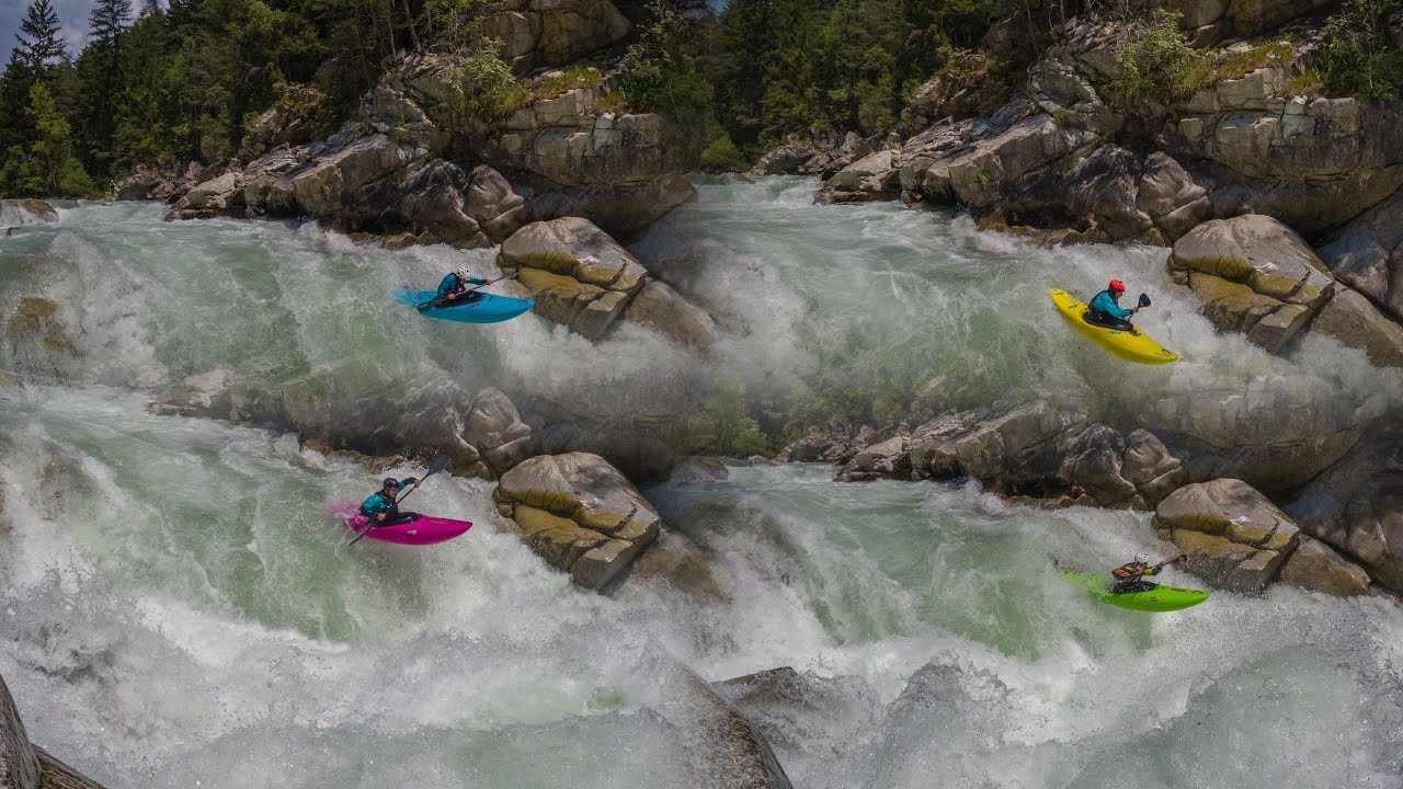 GoPro Kayaking RAW: Rienz Gorge dammed section, Italy