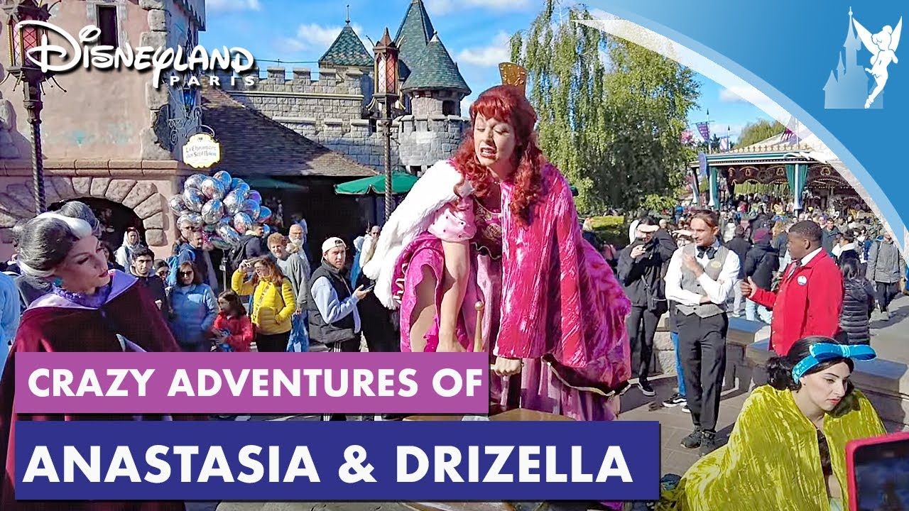😂 The always funny Anastasia & Drizella Tremaine in Disneyland Paris 2023