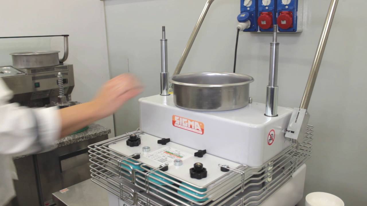DR 14/11 - pizza dough divider/rounder - Start up and Use