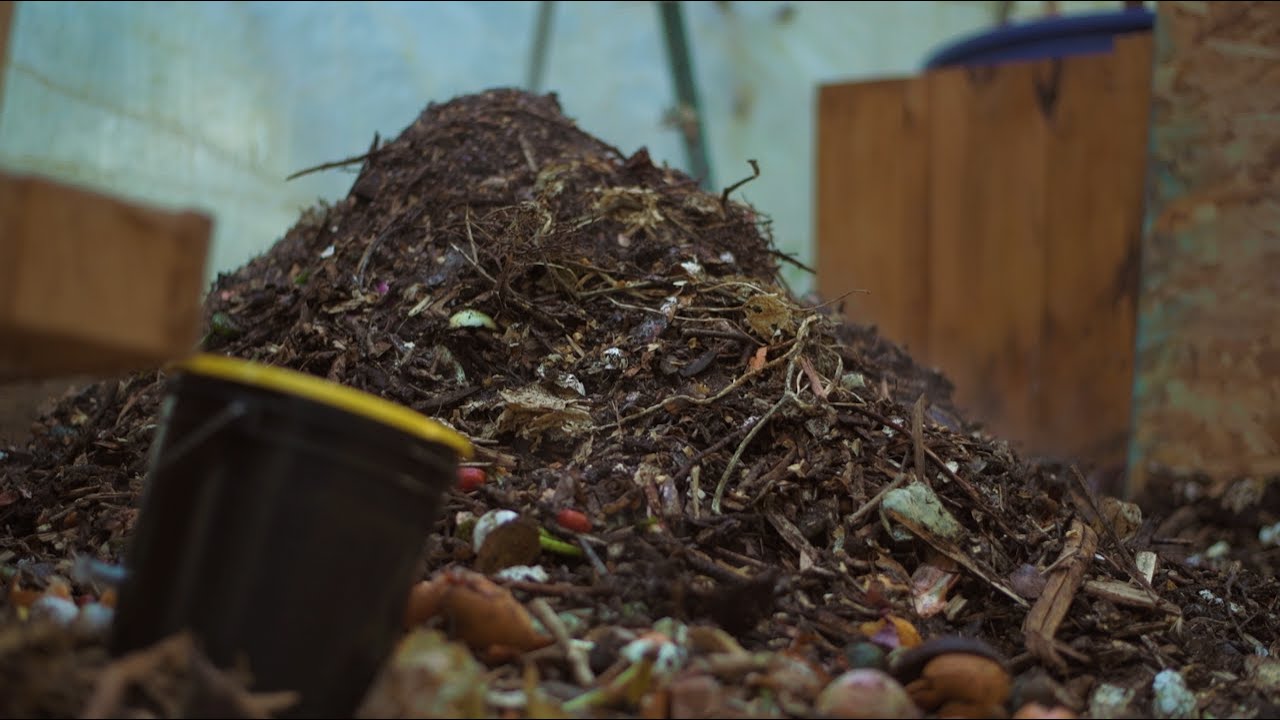 Composting at UW-Milwaukee