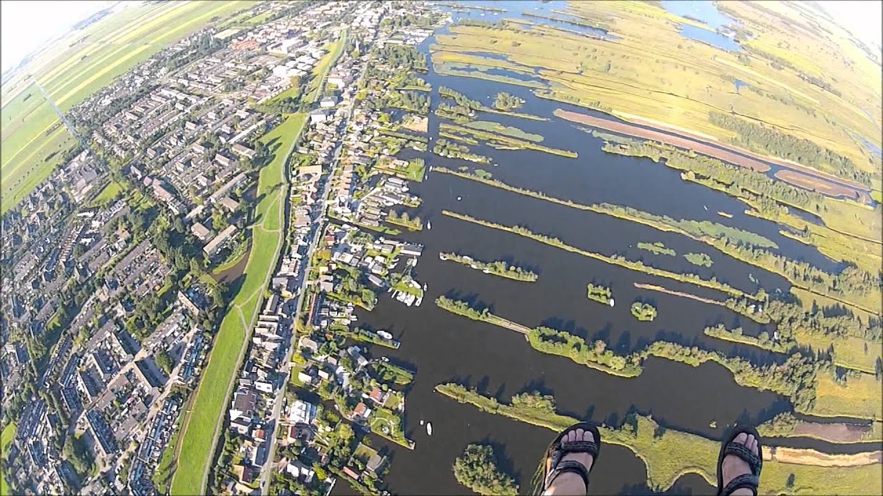 Paragliding De Nieuwkoop se Plassen van bovenaf