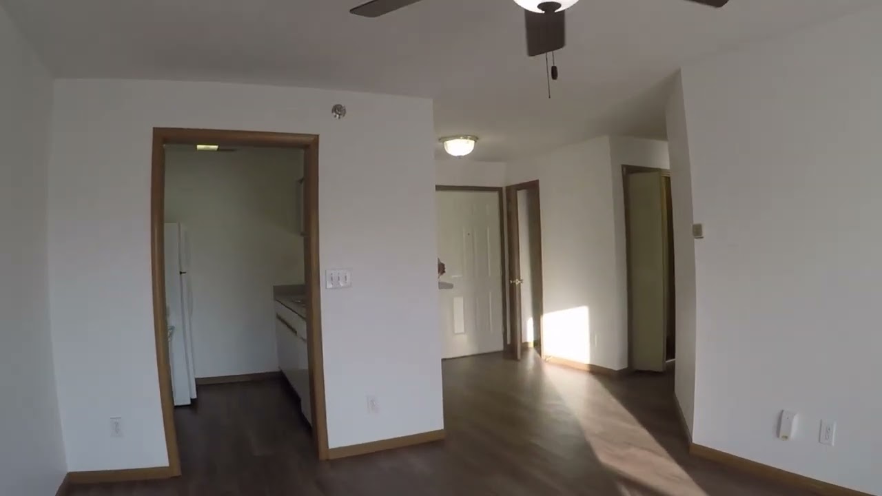 510 Salem St. Monon Place 2 b 1 bath 760 Sq ft