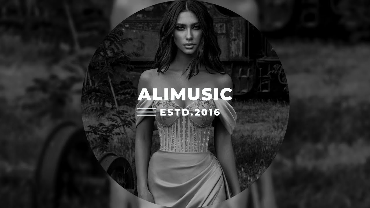 Napoli Underground - Love Him | Premiere