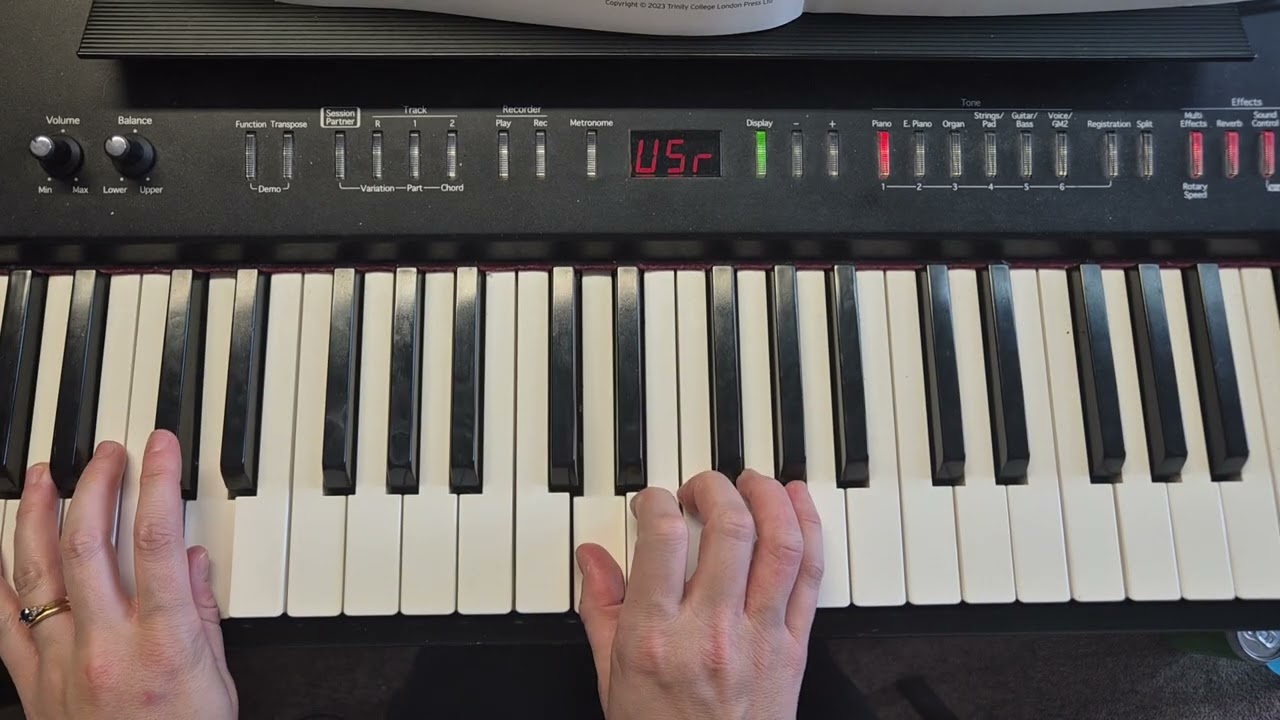 Video 3/3 Choose the Blues Grade 3 Trinity piano exercise