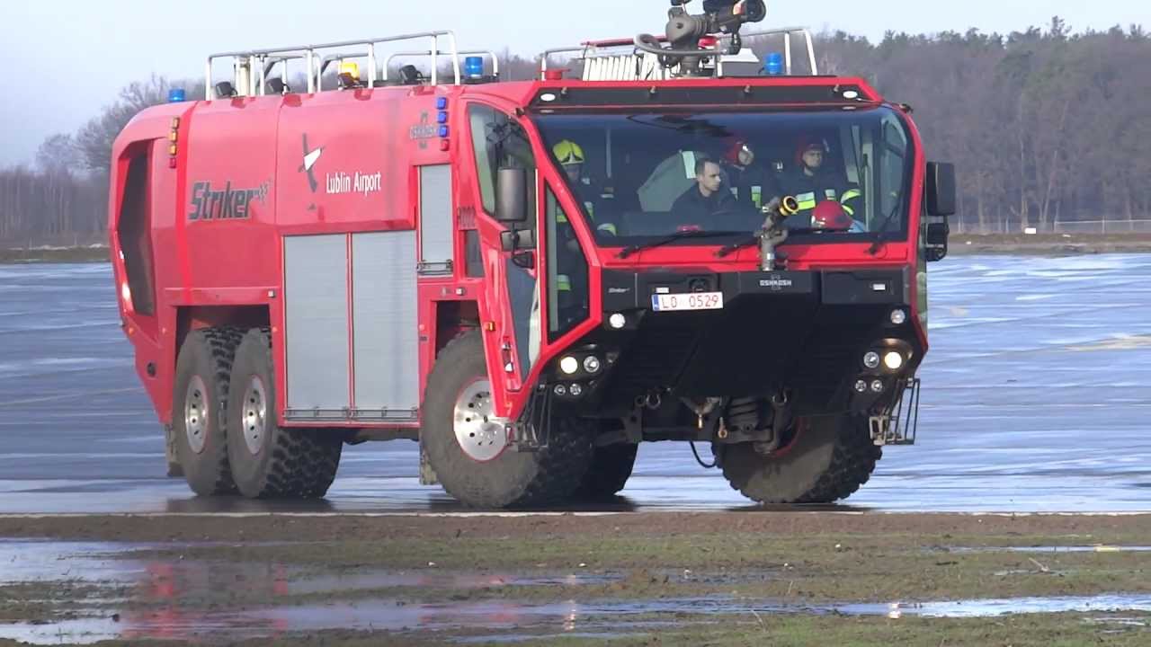 [NOWOŚĆ na YT] Powrót z tankowania: GCBA - Oshkosh Striker 3000 6x6 - LSRG Lublin Airport (HD)