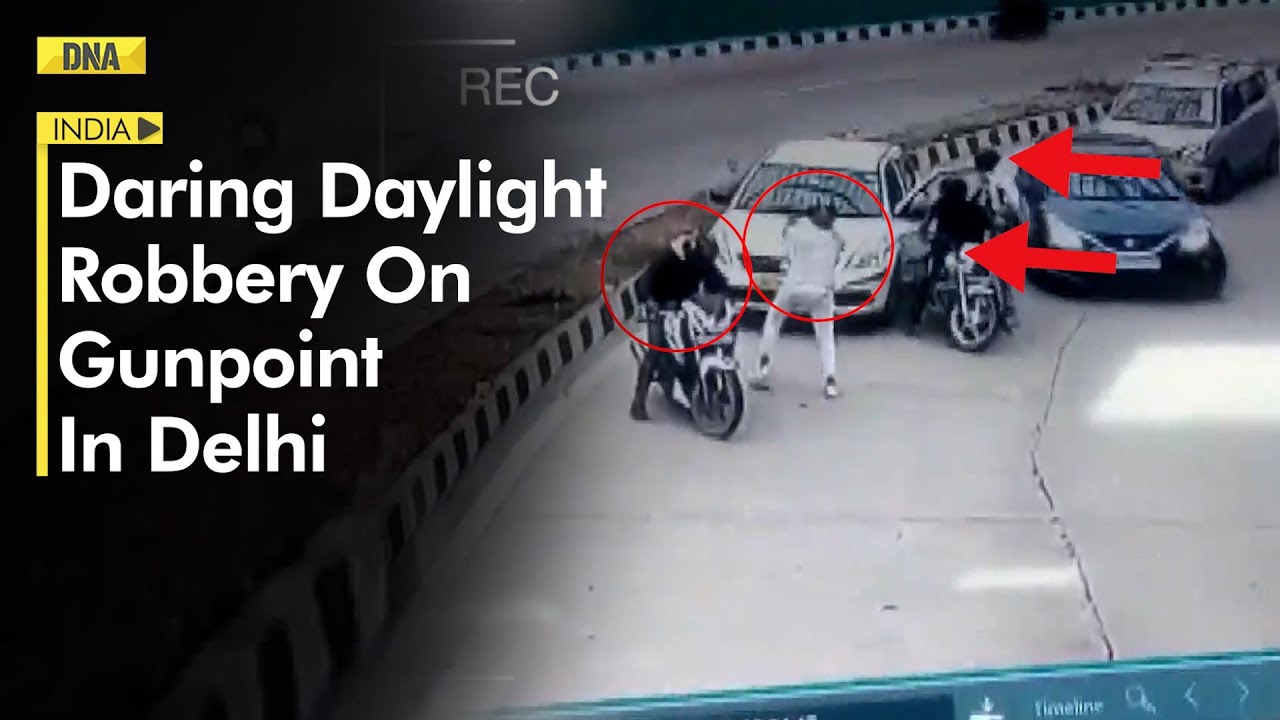 On Cam: Four Men Rob Car At Gunpoint In Broad Daylight In Delhi, Kejriwal Demands LG's Resignation