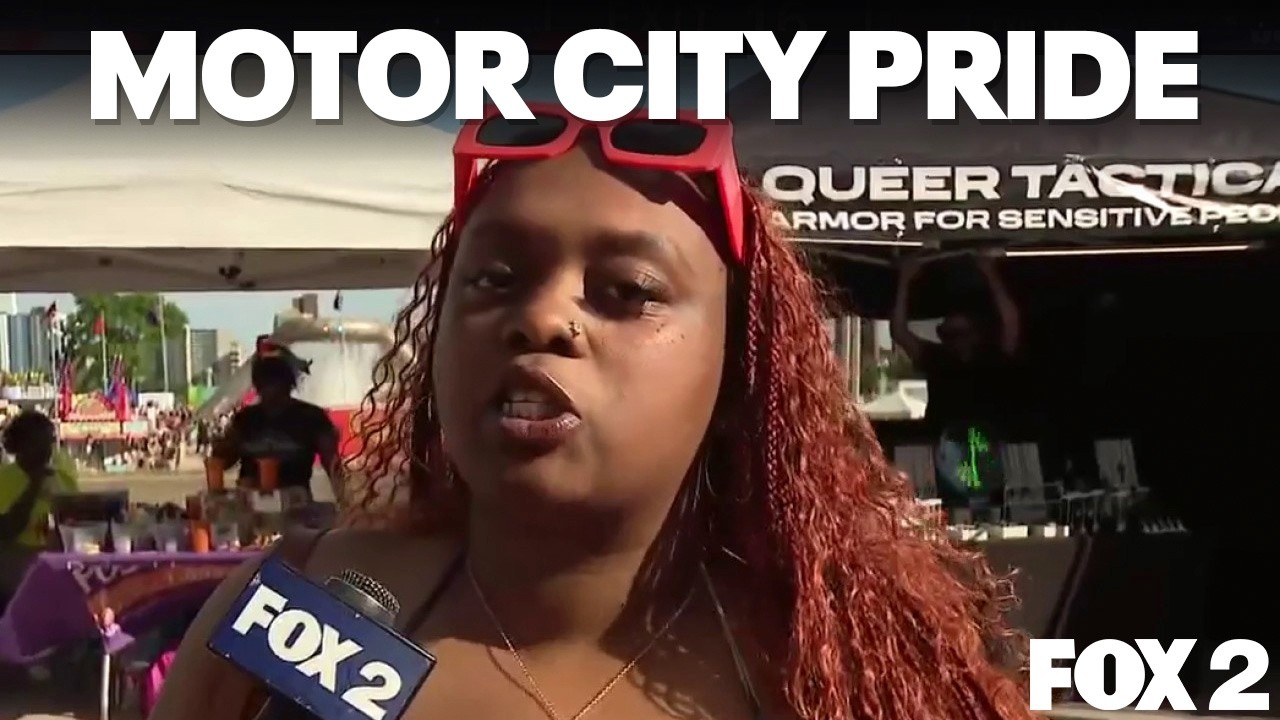 Тысячи людей посетили фестиваль Motor City Pride