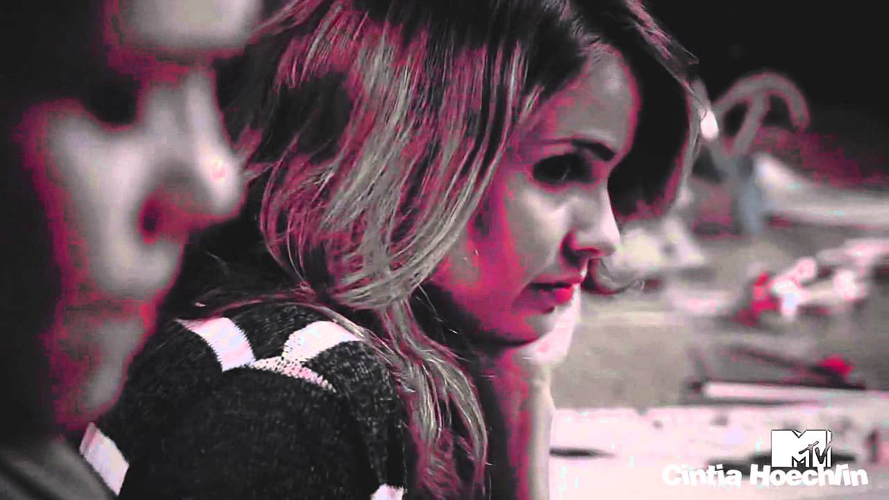 Malia Hale || Wonderland