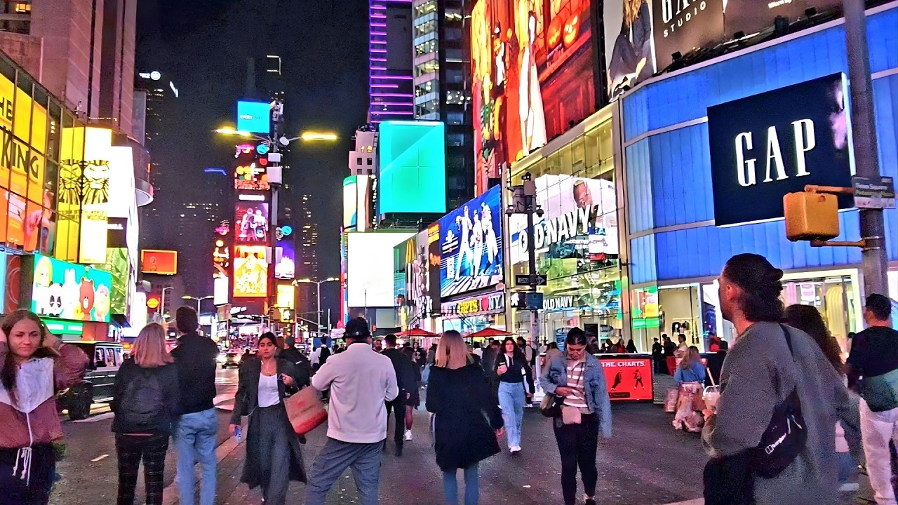 New York After Dark! Times Square Walking Tour 4K &ndash; Lights, Energy & City Vibes October