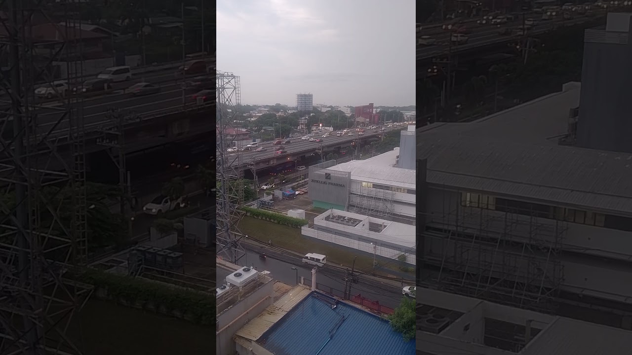 traffic update west service road view Paranaque#shortfeeds #satisfyingvideo#nature#travel#traffic
