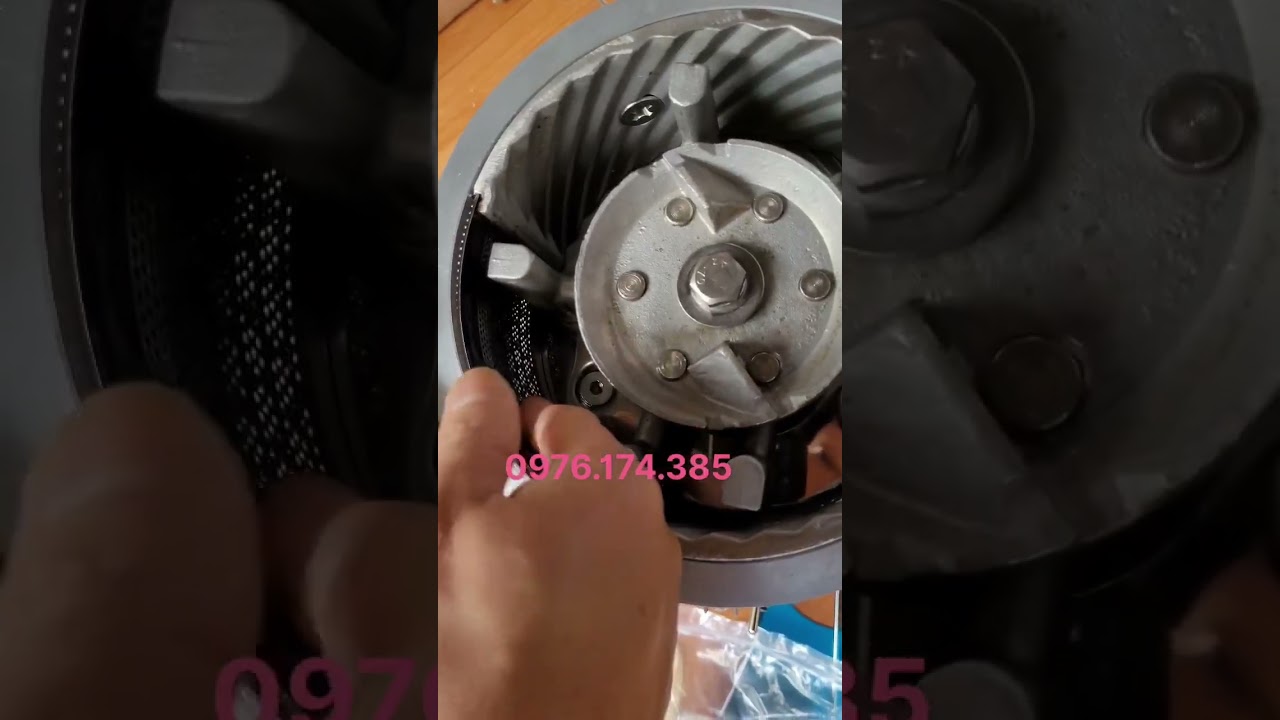 Máy nghiền thuốc bắc, nghiền dược liệu tam thất trầm hương 6 búa đập DF25 moto 3000W siêu khoẻ