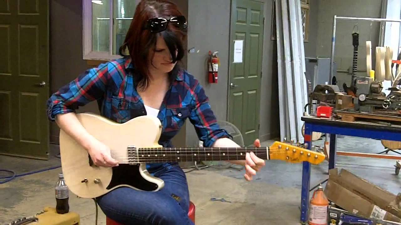 Amazing Guitarist, Alex Nolan @ LsL Instruments on a Pre-Namm Visit 2013