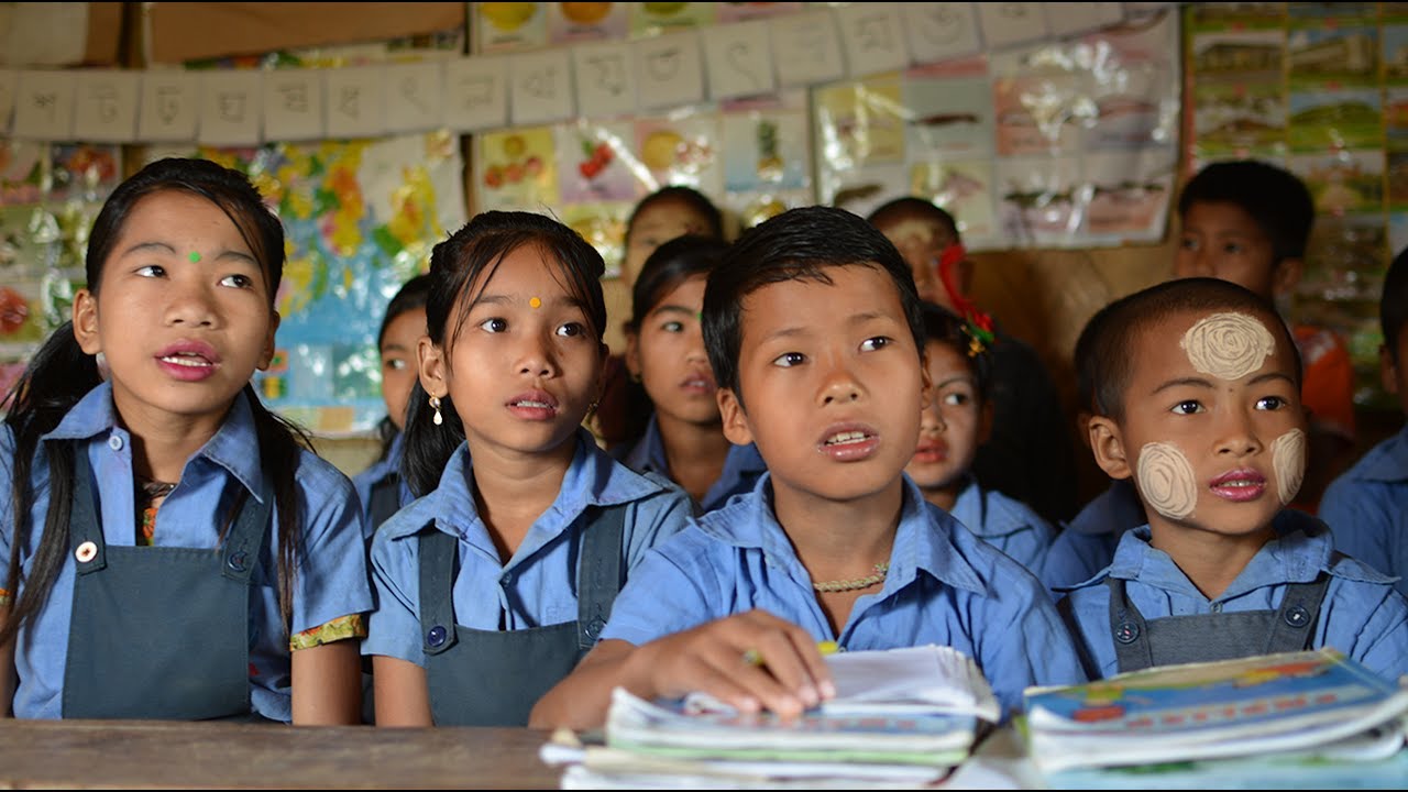 School in Bangladesh: education for children of indigenous families