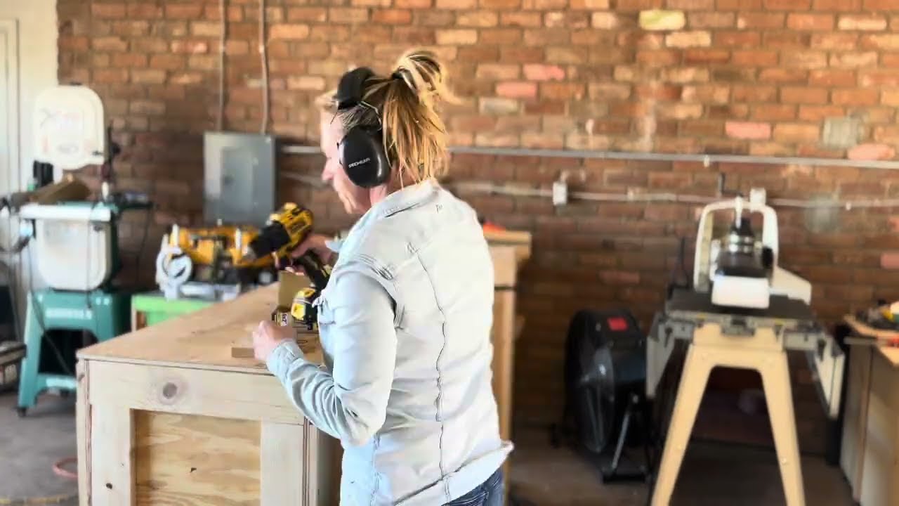 How to Build a Wooden Shipping Crate for Furniture