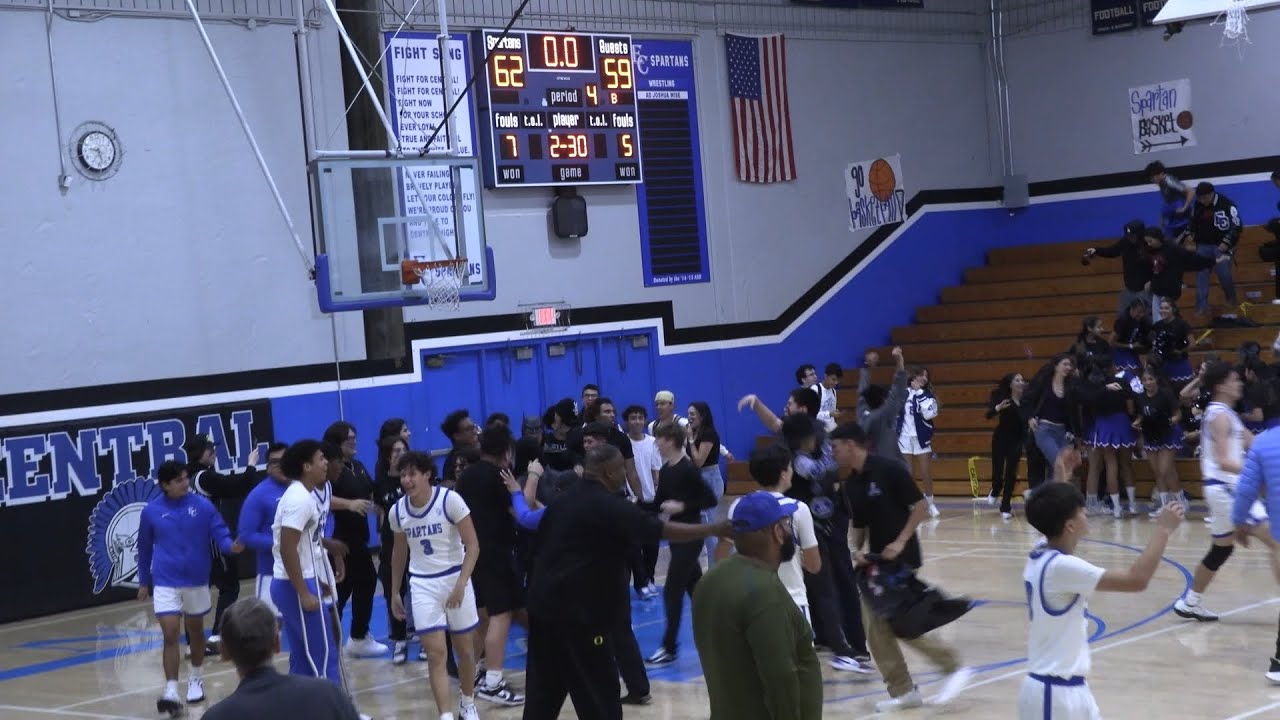 Calexico Bulldogs vs. Central Spartans (Boys Basketball) (1/17/2023)